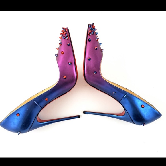 CHRISTIAN LOUBOUTIN PUMP - Picture 2 of 8